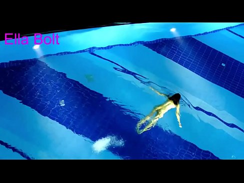 ❤️ എനിക്ക് കാണുന്നത് നിർത്താൻ കഴിയില്ല, ELLA BOLT റിസോർട്ട് പൂളിൽ നഗ്നയായി നീന്തുന്ന യുവ സുന്ദരിയെ പിടികൂടി ❤️❌ അനൽ വീഡിയോ ഞങ്ങളിൽ ﹏